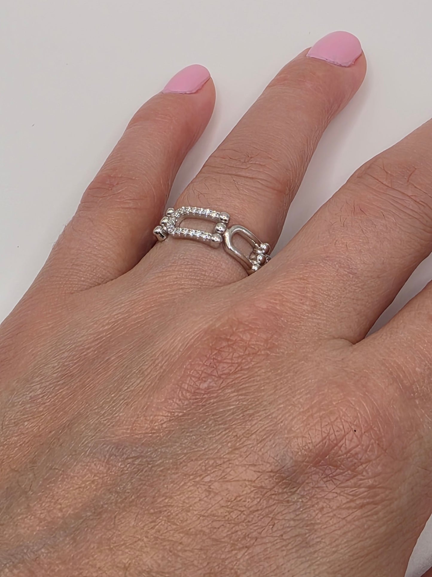 925 Sterling Silver Bow Paperclip Clear CZ Ring