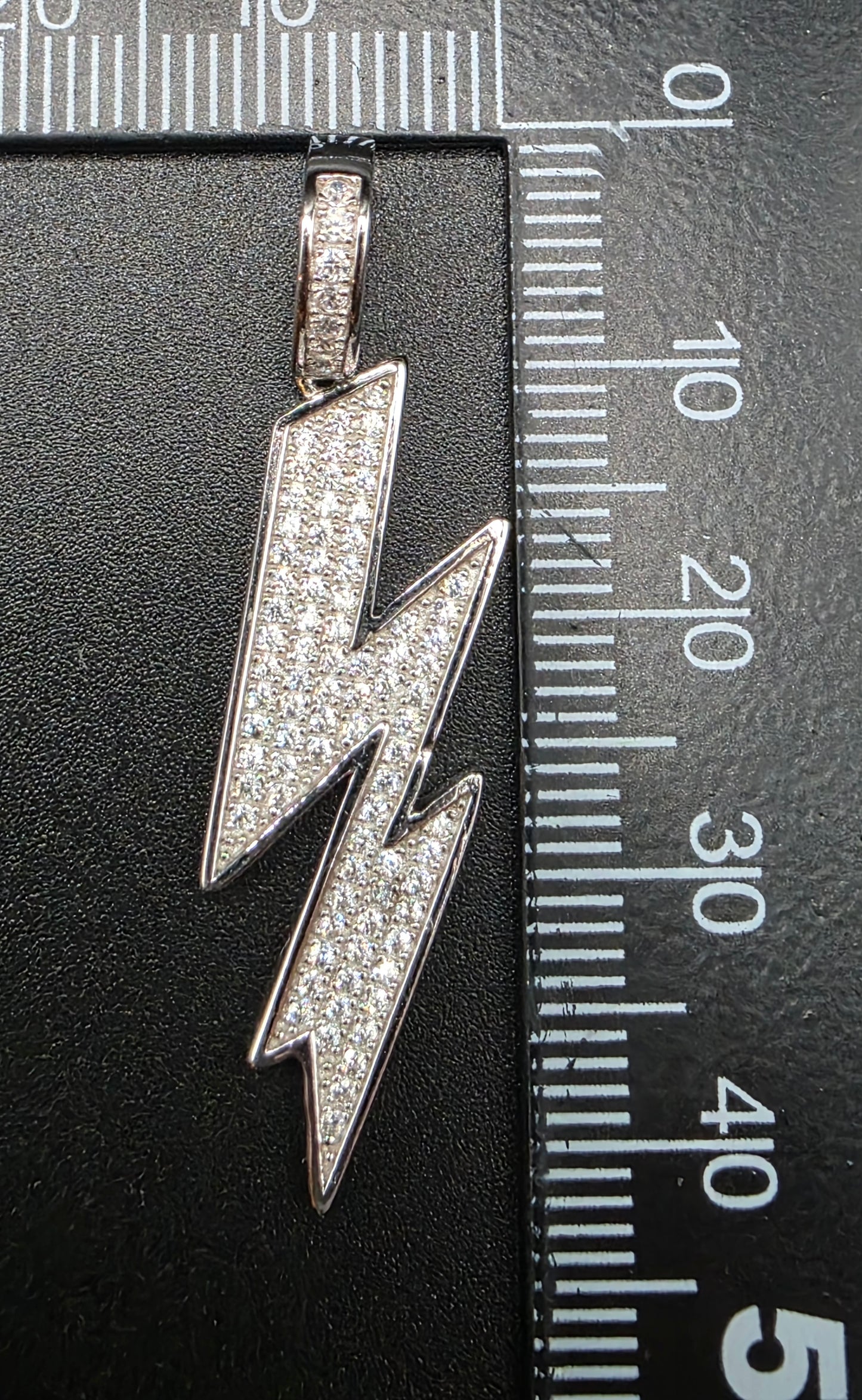 925 Sterling Silver Lightning Clear CZ Pendant..