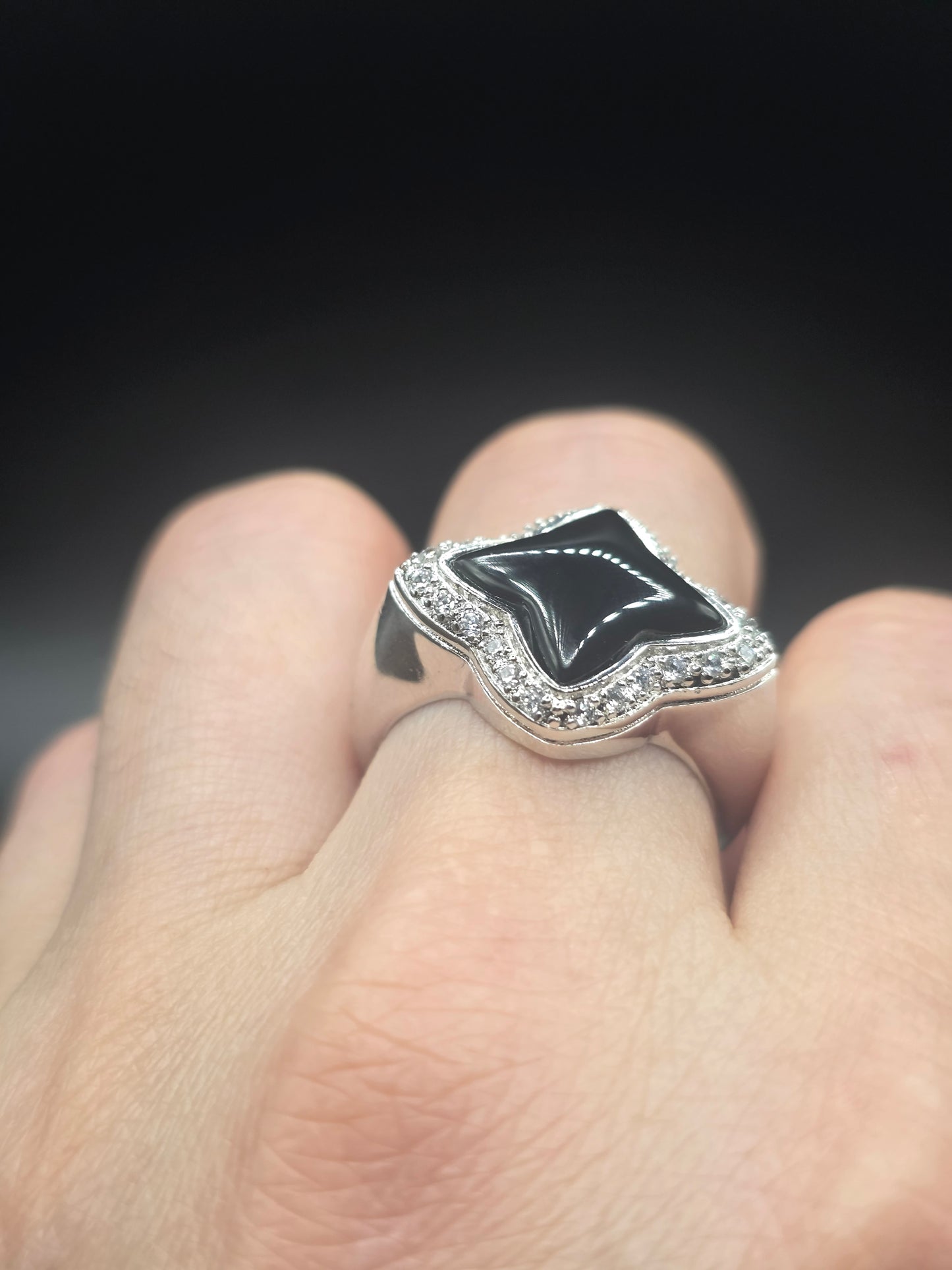 925 Sterling Silver Onyx Center Clear Cluster Border CZ Flower Ring